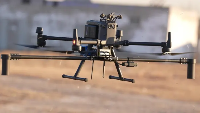 Dron táctico SOTER Tecnología en vuelo estacionario